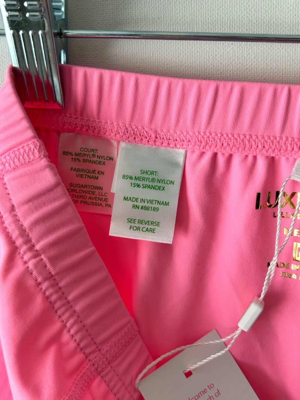 Lilly Pulitzer Women's Athletic Shorts - Neon Pink (G0134) - Picture 4 of 9